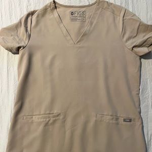 FIGS | Casma 3 pocket top in color boulder